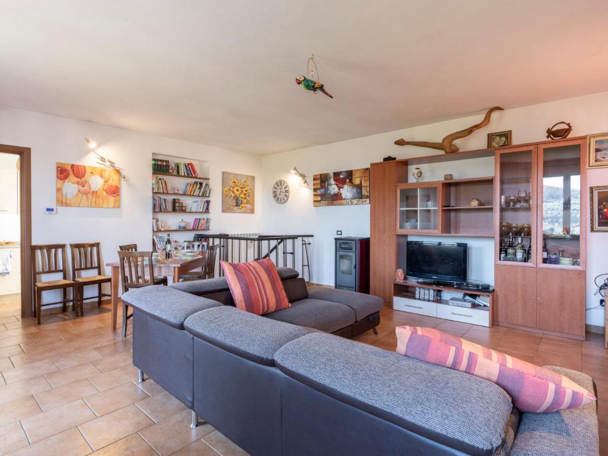 Holiday Home Lory House By Interhome Villa Viani Екстер'єр фото